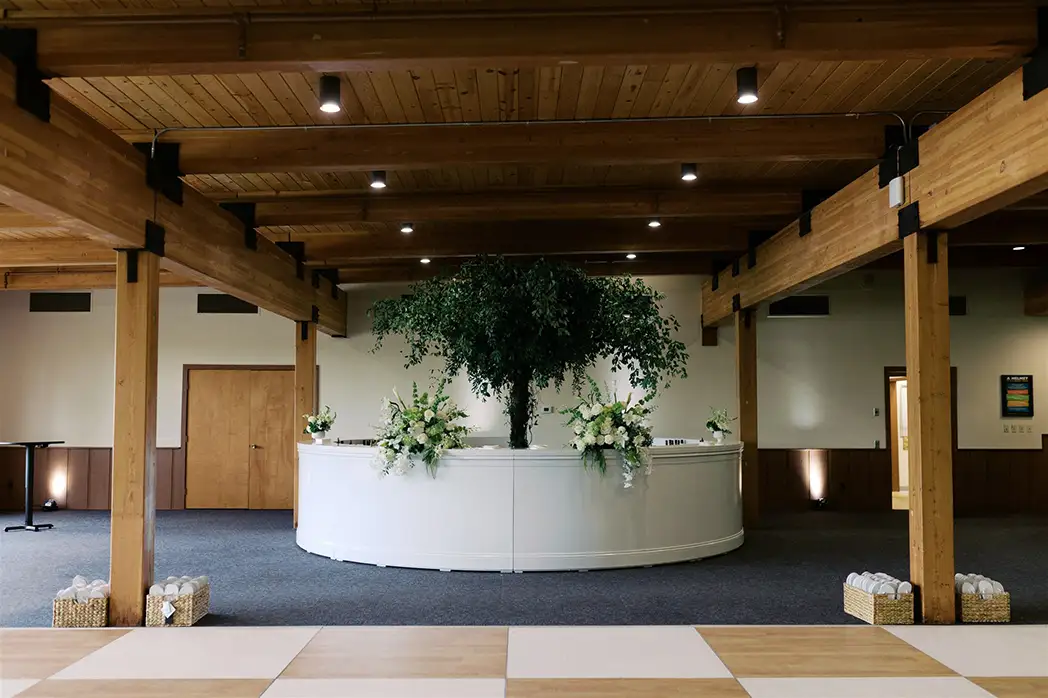 Nubs Nob Racetrack Bar